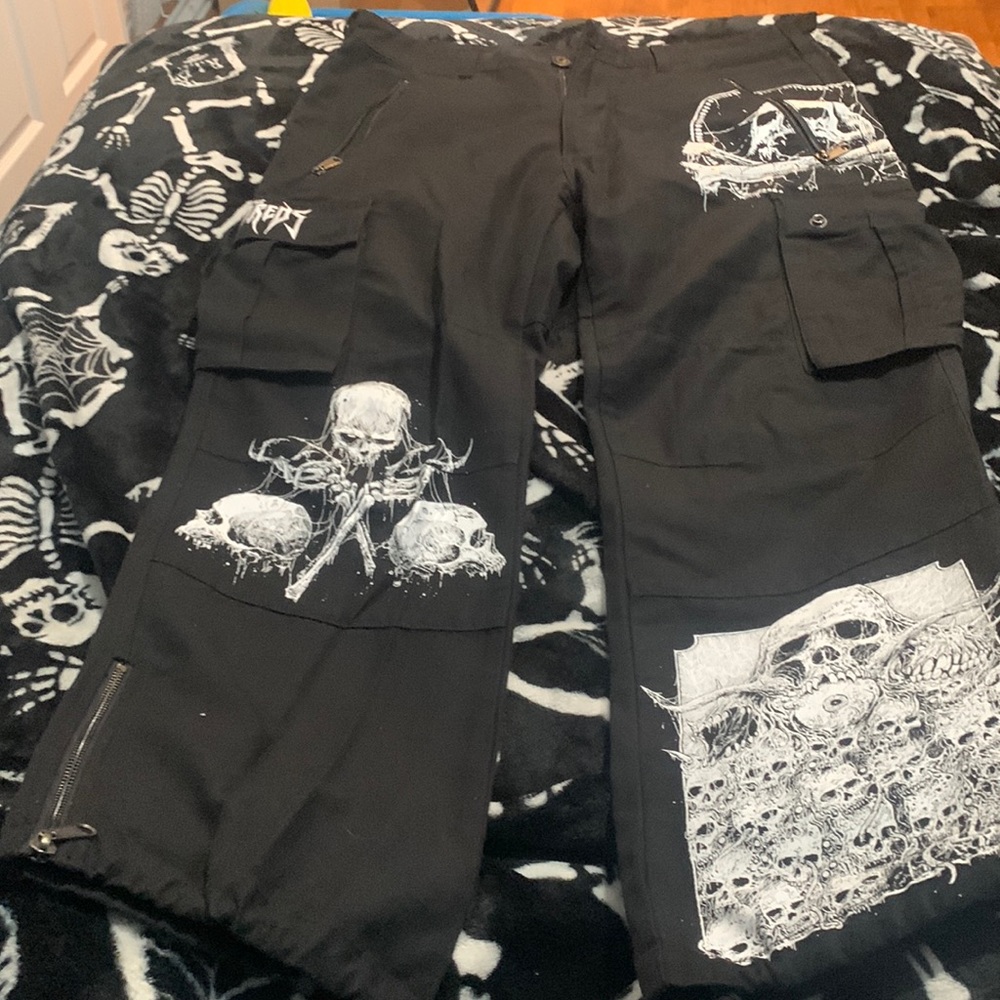 The Hundreds Men